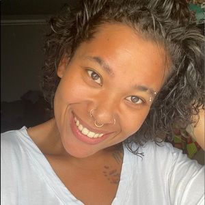 Meet your Posher, Jasmin